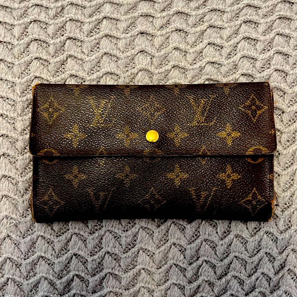 Authentic Louis Vuitton wallet